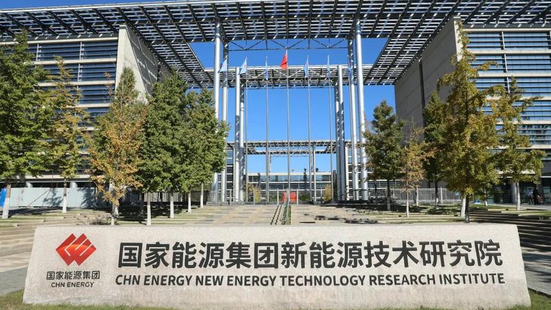 商业区光储充解决方案：成本构成与考量因素**